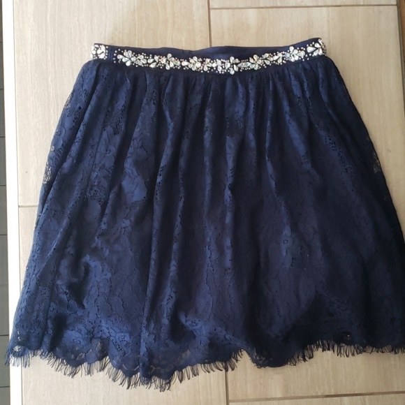 Dress - Picture 4 of 5